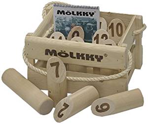 Mölkky, jeu en prêt sur la maison en location